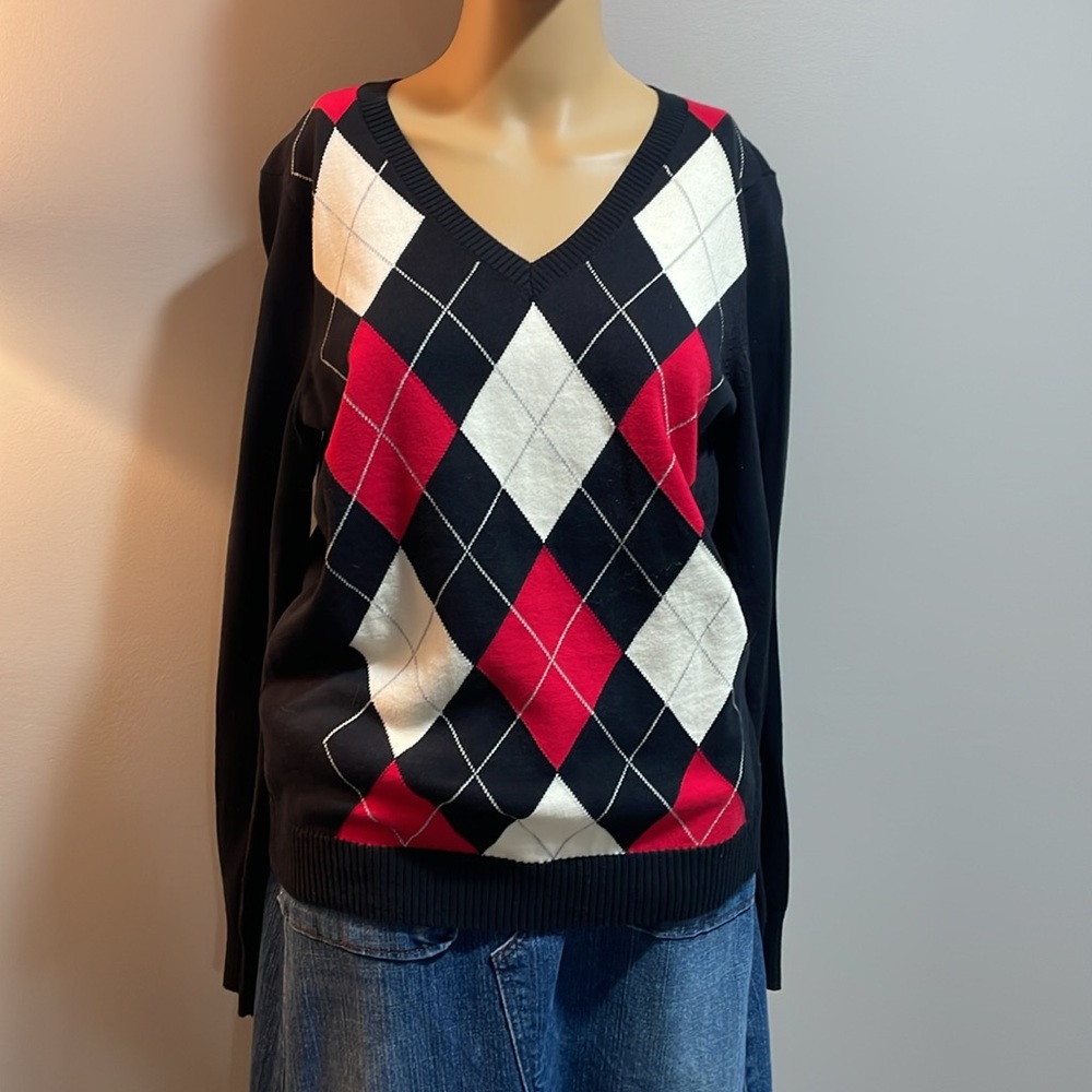 Izod argyle sweater